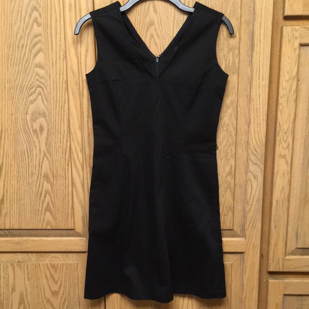 The Limited Stretch Little Black Sleeveless Dress